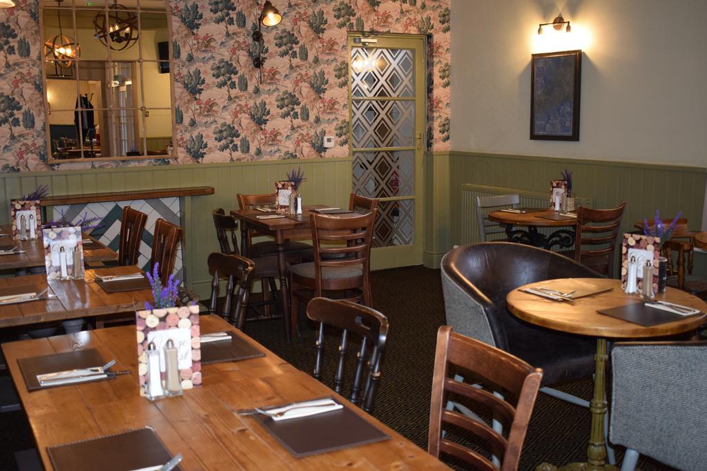 Woolpack Pub & Kitchen Bed & Breakfast Скегнес Екстериор снимка